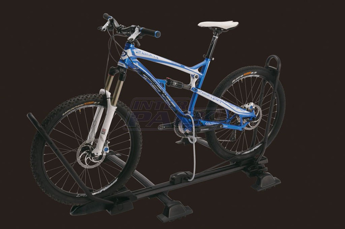 Inter Pack Lotos - Fahrradträger an den Rädern montiert