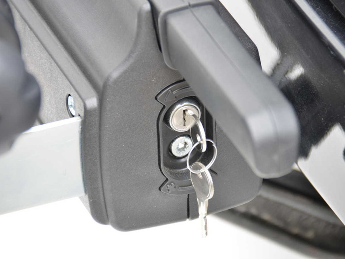 Peruzzo Parma 3 - Anhängerkupplungs-Fahrradträger für 3 Fahrräder