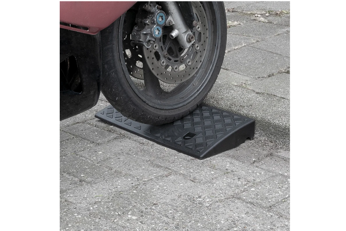 Set aus zwei ProPlus 361570 Auffahrrampen, Gummirampen 7 cm, 3000 kg