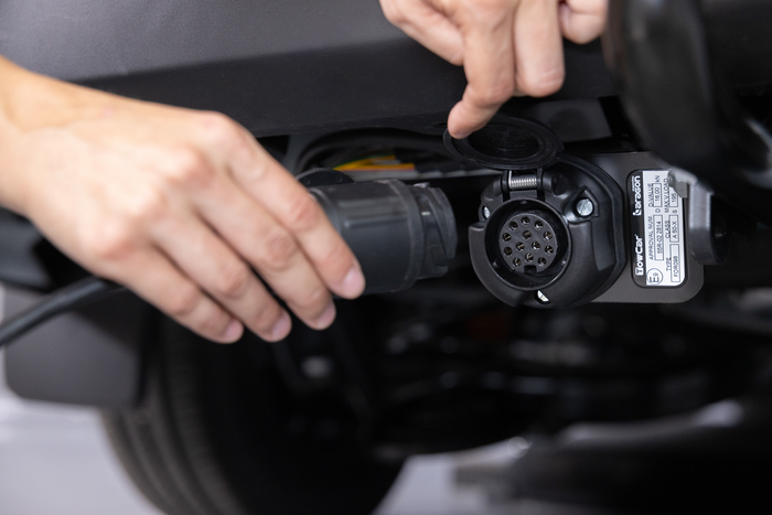 Towbox Camper Alpha schwarze LED (lang) - Heckträgerbox