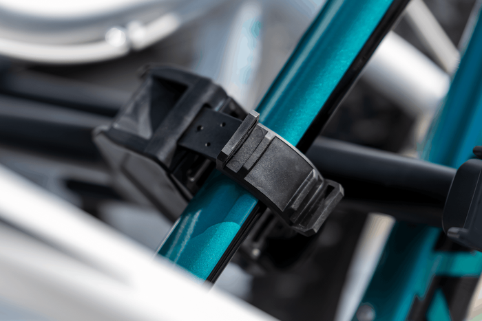 Inter Pack Velox 3 LED – faltbarer Anhängerkupplungs-Fahrradträger für 3 Fahrräder mit LED-Beleuchtung